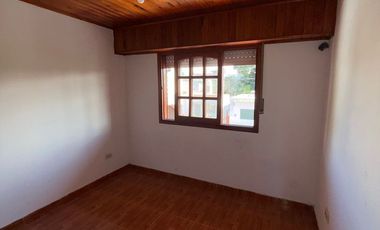 Alquiler duplex 3 ambientes con patio cochera Rafael Castillo