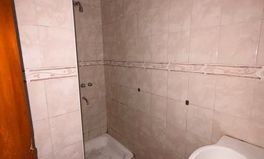 Alquiler duplex 3 ambientes con patio cochera Rafael Castillo