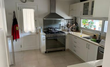 Casa 6 ambientes en venta y alquiler - Fincas de Iraola I