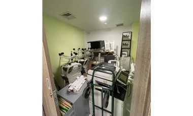 4258- Local Comercial Royal Center
