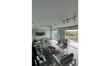 Beautiful 4 BD 3B apartment in desired Punta Barco-Solea