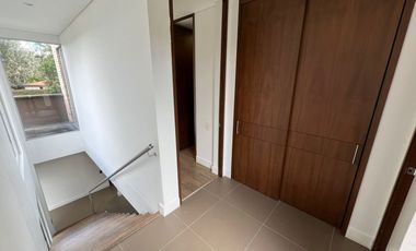 Casa en Arriendo Ubicado en Envigado Codigo 1404