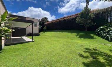 Casa en Arriendo Ubicado en Envigado Codigo 1404