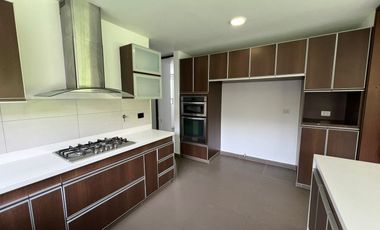 Casa en Arriendo Ubicado en Envigado Codigo 1404