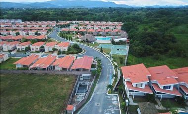 VENTA CASA  AMOBLADA 210m2 CORONADO NEGOCIABLE