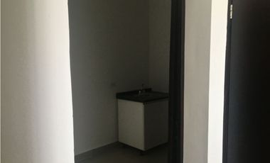 VENDO LOCAL,en OMAR TORRIJOS[VENTA RAPIDA]