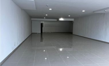 SE ALQUILA CENTRICO LOCAL- VIA ESPAÑA $1950.00