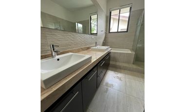 VENTA DE CASA UNIFAMILIAR EN PANAMA PACIFICO