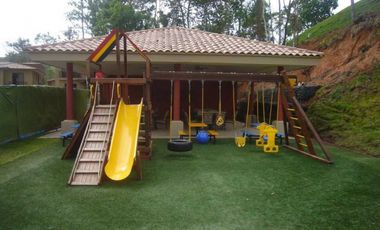 Embassy Club Casa.PARA INVERSION. PRECIO AJUSTADO