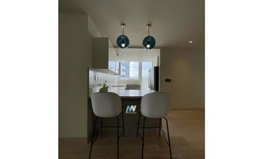 APARTAMENTO EN VENTA EN LA AV BALBOA VISTA AL MAR