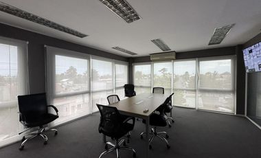Nave Industrial en Pablo Podesta de 1200 m2 cubiertos