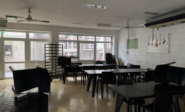 Nave Industrial en Pablo Podesta de 1200 m2 cubiertos