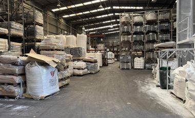 Nave Industrial en Pablo Podesta de 1200 m2 cubiertos
