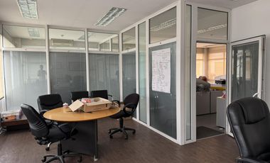Nave Industrial en Pablo Podesta de 1200 m2 cubiertos