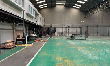 Nave Industrial en Pablo Podesta de 2500 m2 cubiertos