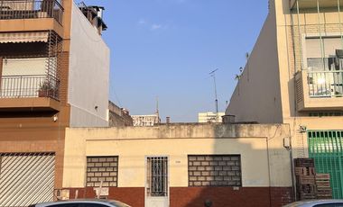 Casa sobre lote propio en alquiler para uso comercial o profesional !