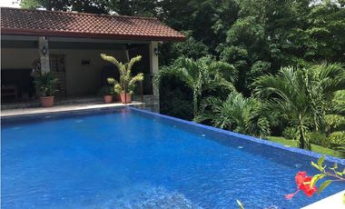 Vendo Casa rodeada de naturaleza