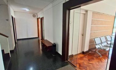 Oficina en  edificio en pleno centro