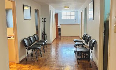 Oficina en  Alquiler/ Venta en Santa fe al 1200