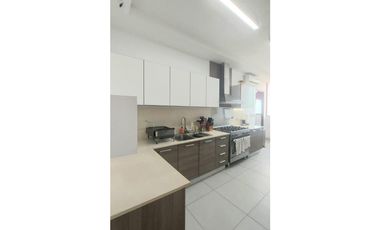 SE ALQUILAR APARTAMENTO AMOBLADO EN PH DAL MARE COCO DEL MAR