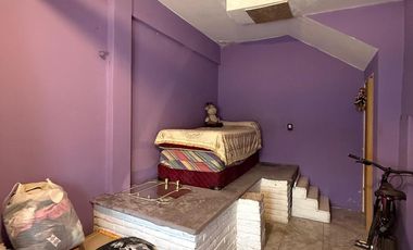 Casa - Lote propio - Para 2 familias - Jardin - Pileta - Garage