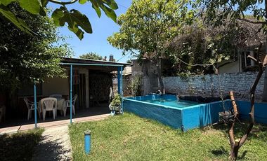 Casa - Lote propio - Para 2 familias - Jardin - Pileta - Garage