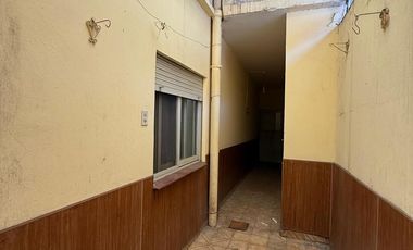 Casa - Lote propio - Para 2 familias - Jardin - Pileta - Garage