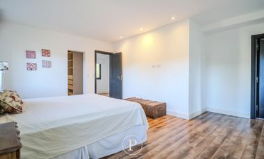 Venta Chalet con pileta en Rumenco