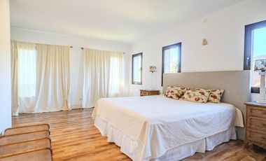 Venta Chalet con pileta en Rumenco