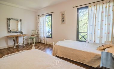 Venta Chalet con pileta en Rumenco