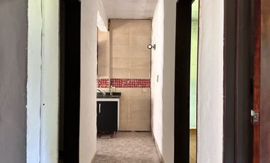 Lote Casa a refaccionar en venta 3 ambientes 2 dormitorios Garin Escobar