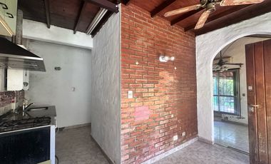Lote Casa a refaccionar en venta 3 ambientes 2 dormitorios Garin Escobar