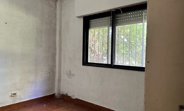 Lote Casa a refaccionar en venta 3 ambientes 2 dormitorios Garin Escobar
