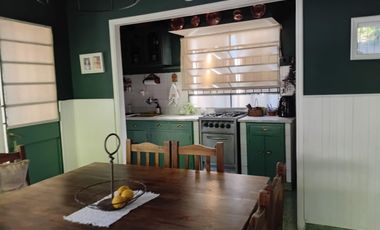 LINDÍSIMA CASA DE 3 DORMITORIOS EN MUY BUEN ESTADO!!!