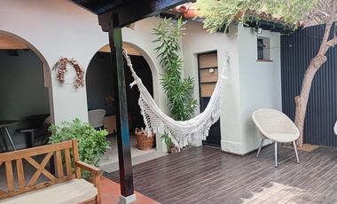 LINDÍSIMA CASA DE 3 DORMITORIOS EN MUY BUEN ESTADO!!!
