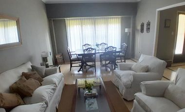 LINDÍSIMA CASA DE 3 DORMITORIOS EN MUY BUEN ESTADO!!!