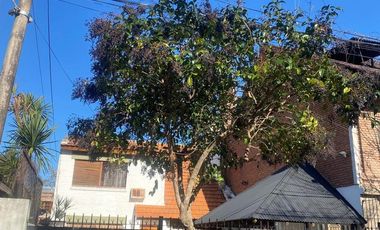 Casa Victoria a metros de Libertador