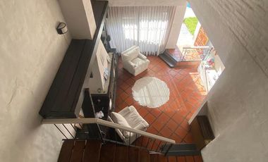 Casa Victoria a metros de Libertador