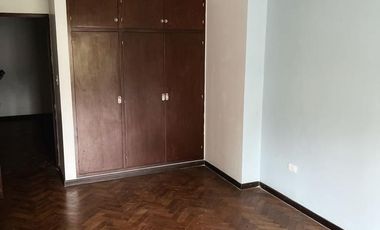 Departamento en venta Laprida 600