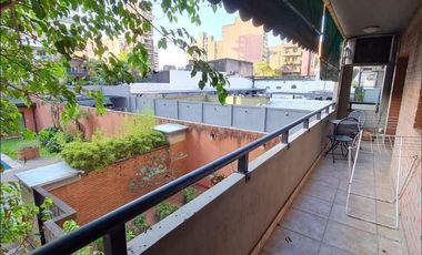 Departamento en venta Laprida 600