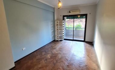 Departamento en venta Laprida 600