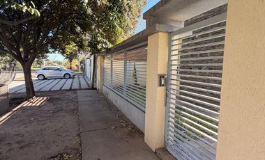 Casa de 3 Dormitorios con pileta en Ricardone.