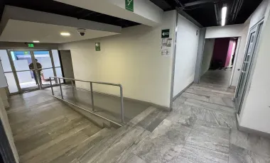 Edificio en renta en Centro, Monterrey, Nuevo León
