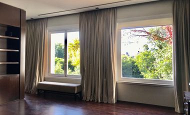 Casa en Alquiler Palermo Chico jardin de 200 m2 y pileta  con o sin Muebles