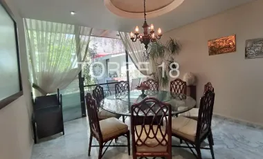 Casa en venta en Lomas de Tecamachalco Sección Bosques I y II, Huixquilucan, México