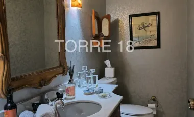 Casa en venta en Lomas de Tecamachalco Sección Bosques I y II, Huixquilucan, México