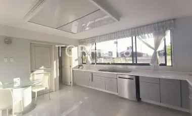 Casa en venta en Lomas de Tecamachalco Sección Bosques I y II, Huixquilucan, México