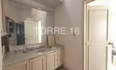 Casa en venta en Lomas de Tecamachalco Sección Bosques I y II, Huixquilucan, México