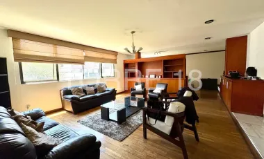 Casa en venta en Lomas de Tecamachalco Sección Bosques I y II, Huixquilucan, México