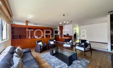 Casa en venta en Lomas de Tecamachalco Sección Bosques I y II, Huixquilucan, México